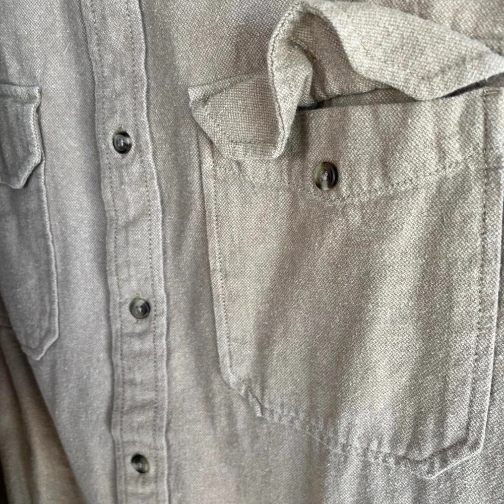 Banana Republic Tan Workwear Button Up Shirt XL